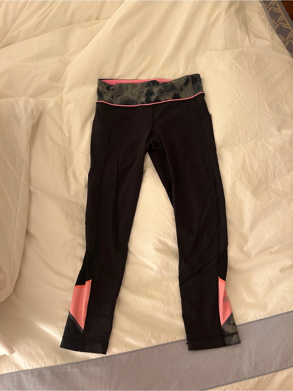 Lululemon pace rival crop leggings